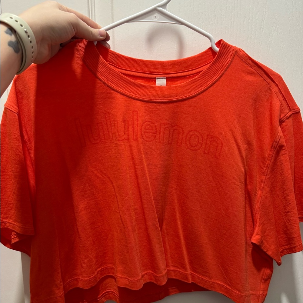 lululemon athletica Women's Red Crop Top w/ logo - NEVER WORN